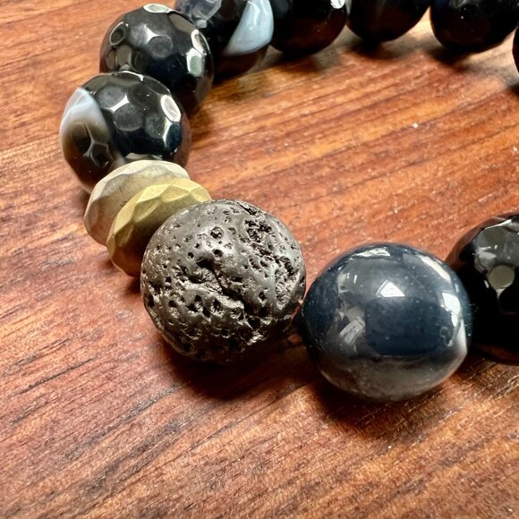 Beautiful Black Lava & Gemstone Diffuser Bracelet - Picture 1 of 5